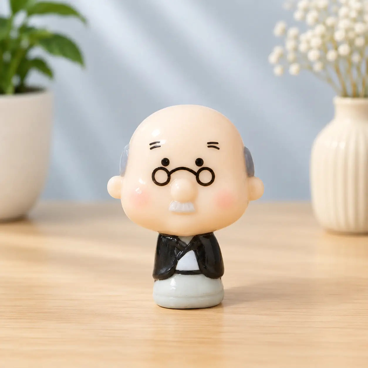 Grand Parent 1 Pair Miniature
