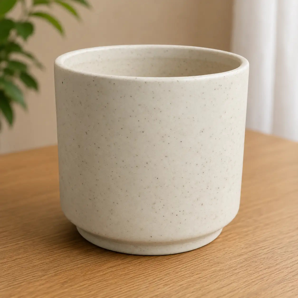 Round Cylindrical Ceramic Pot